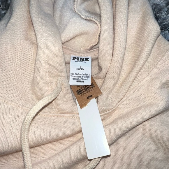 PINK Everyday Fleece Cropped Hoodie - Picture 2 of 8